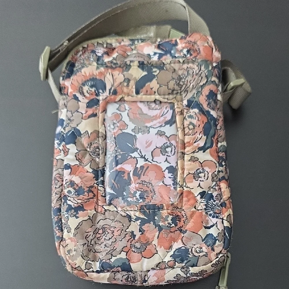 Vera Bradley Ultralight RFID Petite Cellphone Crossbody 